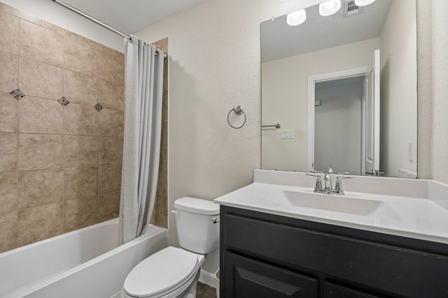7829 Bella Way, Arlington, TX 76001