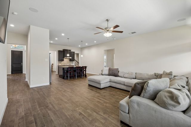 7829 Bella Way, Arlington, TX 76001