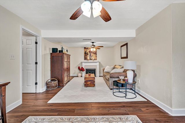 5181 Crumpacker DR, Roanoke, VA 24019