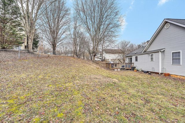 5181 Crumpacker DR, Roanoke, VA 24019