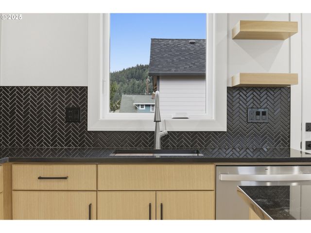 6900 Se Brooklyn St, Portland, OR 97206