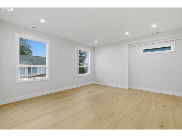 6900 Se Brooklyn St, Portland, OR 97206