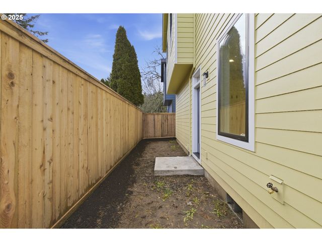 6900 Se Brooklyn St, Portland, OR 97206