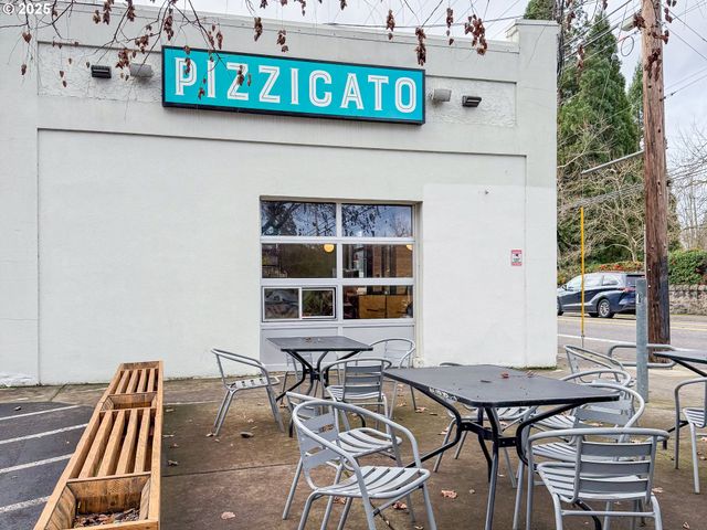 6900 Se Brooklyn St, Portland, OR 97206