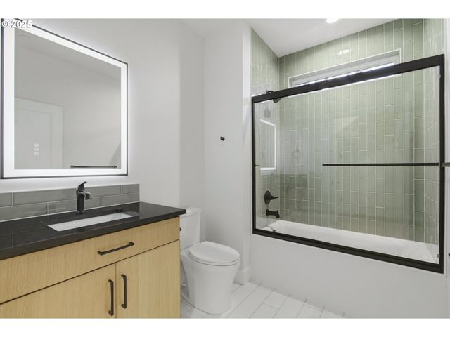 6900 Se Brooklyn St, Portland, OR 97206