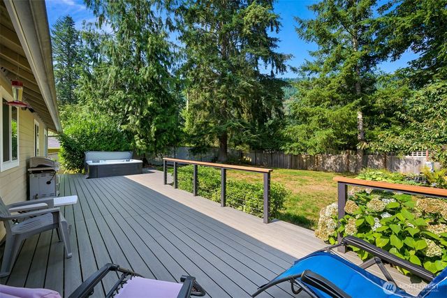 333 Lakeside Drive, Sedro Woolley, WA 98284