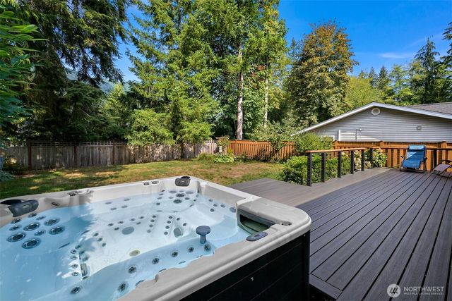 333 Lakeside Drive, Sedro Woolley, WA 98284