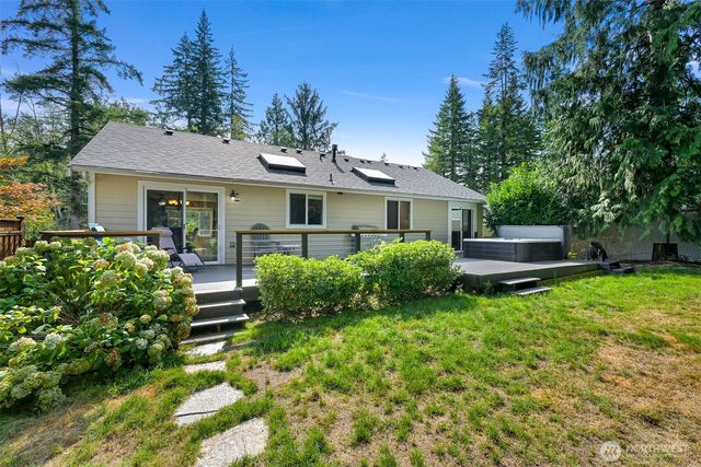 333 Lakeside Drive, Sedro Woolley, WA 98284