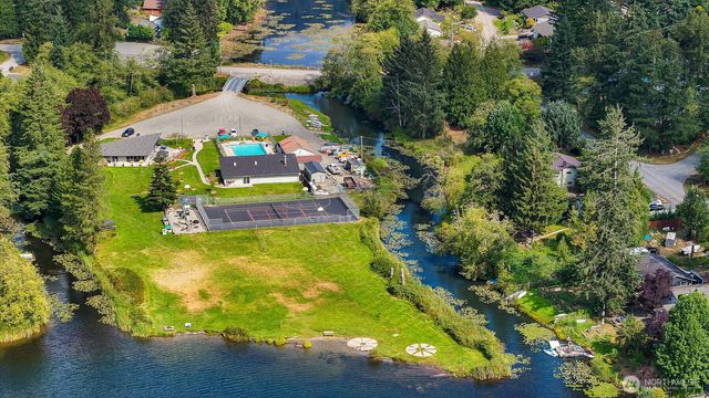 333 Lakeside Drive, Sedro Woolley, WA 98284