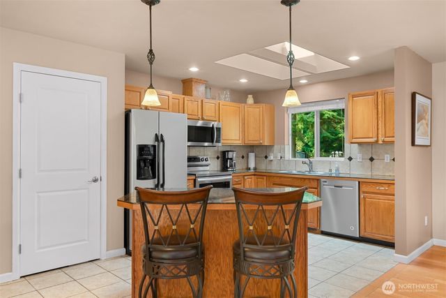 333 Lakeside Drive, Sedro Woolley, WA 98284