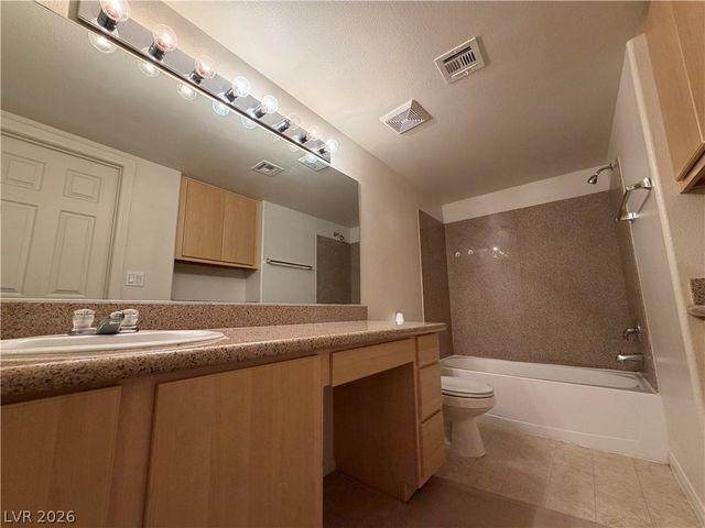 8000 West Badura Avenue 2138, Las Vegas, NV 89113