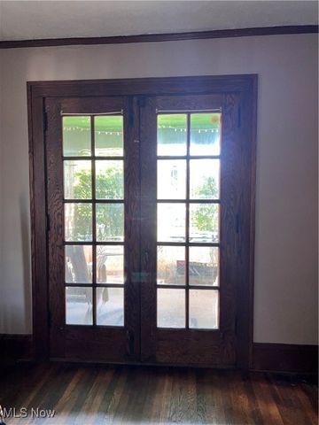 1568 W Exchange Street, Akron, OH 44313