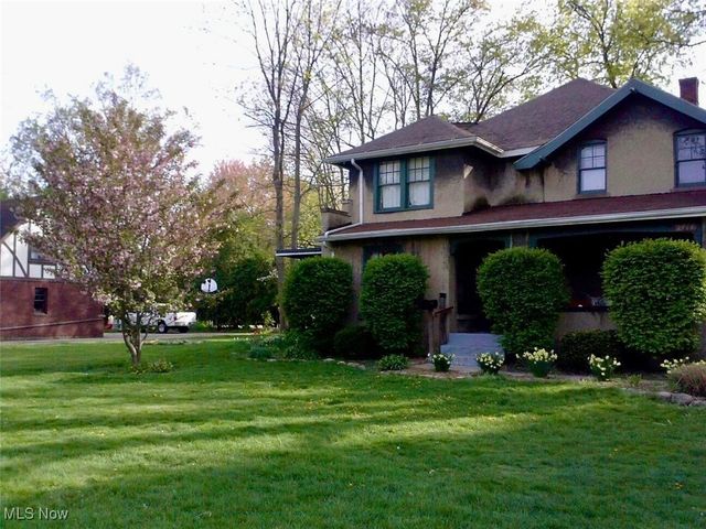 1568 W Exchange Street, Akron, OH 44313