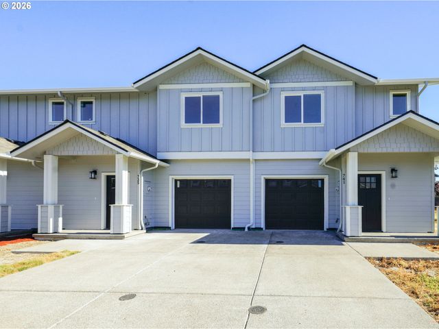 729 Periander Way, Harrisburg, OR 97446