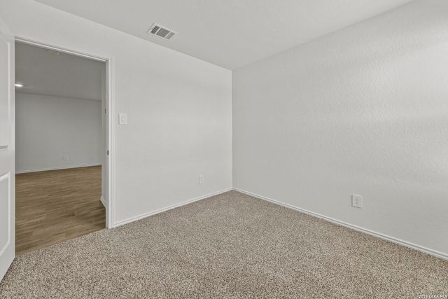 16023 Mahogany Way, Elmendorf, TX 78112