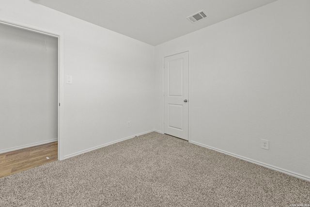 16023 Mahogany Way, Elmendorf, TX 78112