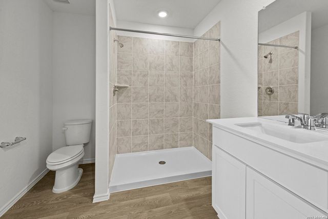 16023 Mahogany Way, Elmendorf, TX 78112