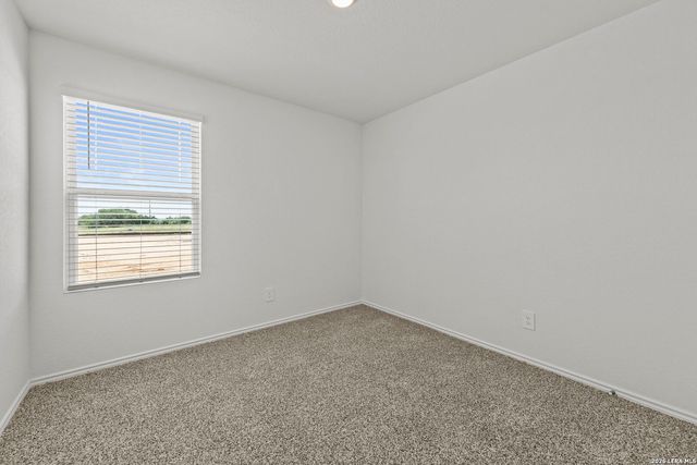 16023 Mahogany Way, Elmendorf, TX 78112
