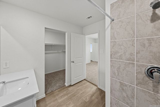 16023 Mahogany Way, Elmendorf, TX 78112