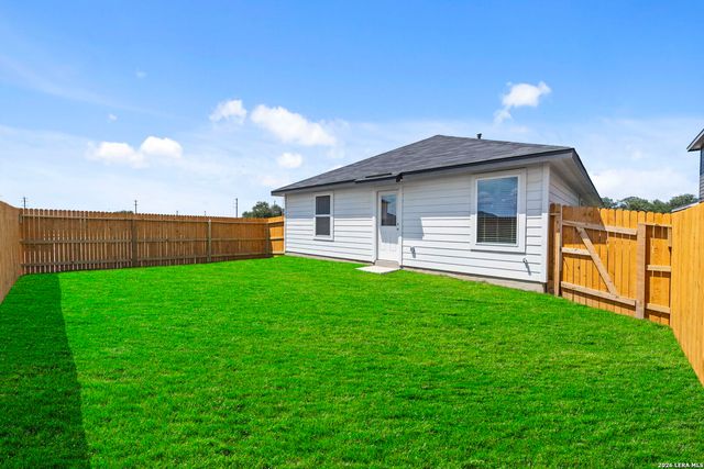 16023 Mahogany Way, Elmendorf, TX 78112