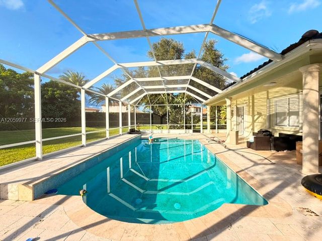 420 SE 23rd Ln 420, Homestead, FL 33033