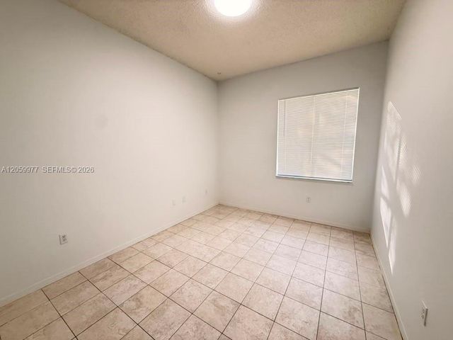 420 SE 23rd Ln 420, Homestead, FL 33033