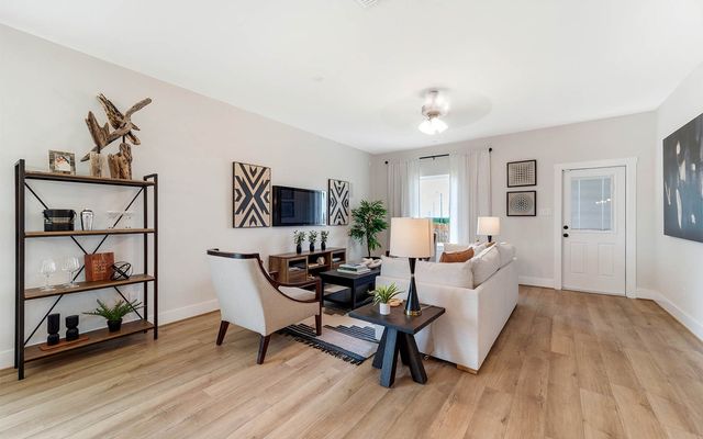 606 Tompkins Ln, Gallatin, TN 37066