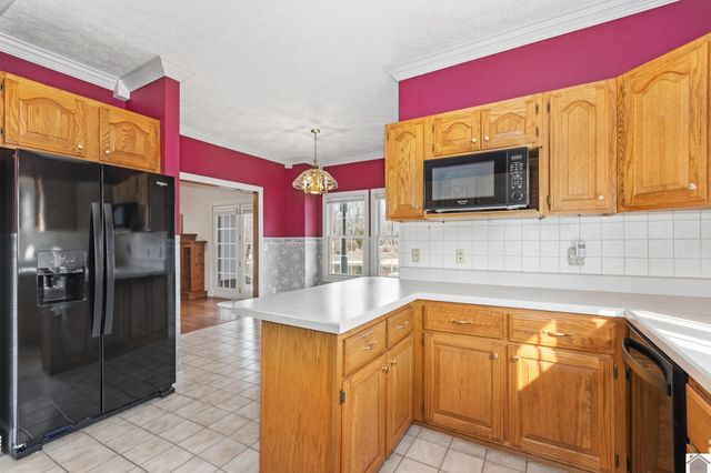 1478 Bill Thompson Road, Kuttawa, KY 42038