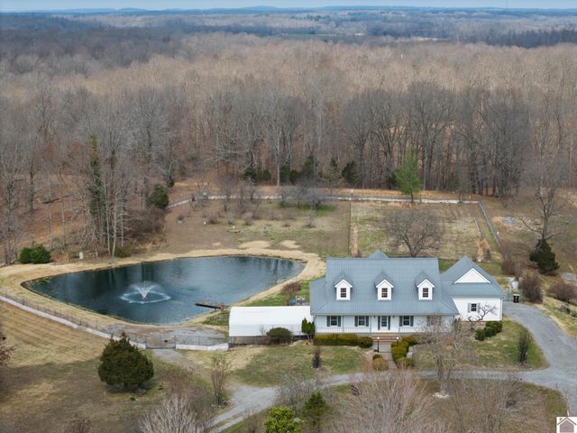 1478 Bill Thompson Road, Kuttawa, KY 42038