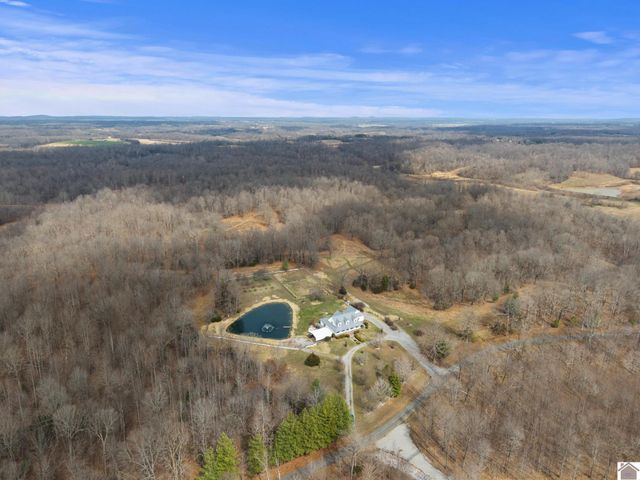1478 Bill Thompson Road, Kuttawa, KY 42038