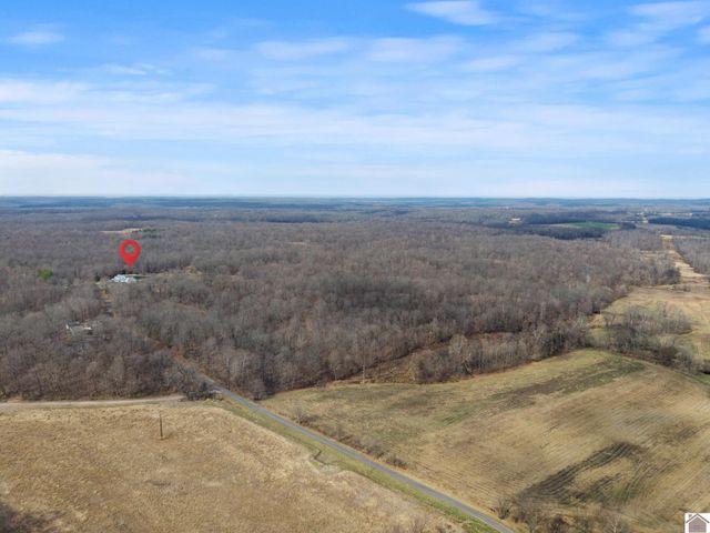 1478 Bill Thompson Road, Kuttawa, KY 42038