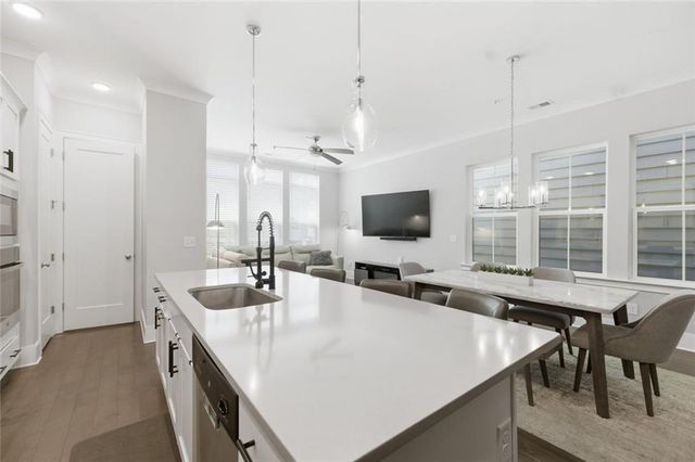 406 Hargrove Lane, Decatur, GA 30030