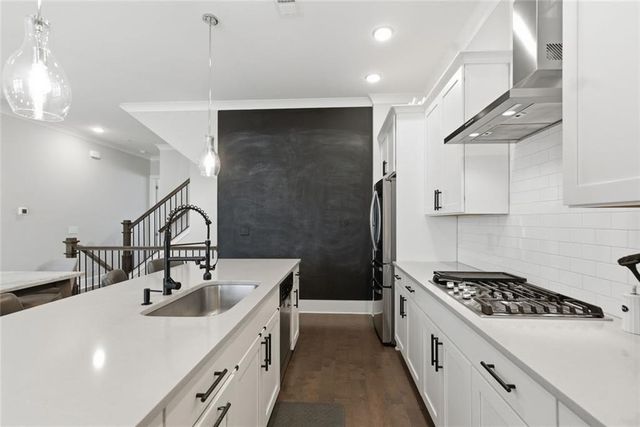 406 Hargrove Lane, Decatur, GA 30030