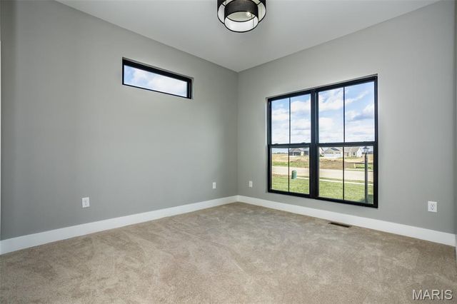 7123 Savannah Drive, Glen Carbon, IL 62034