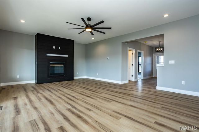 7123 Savannah Drive, Glen Carbon, IL 62034