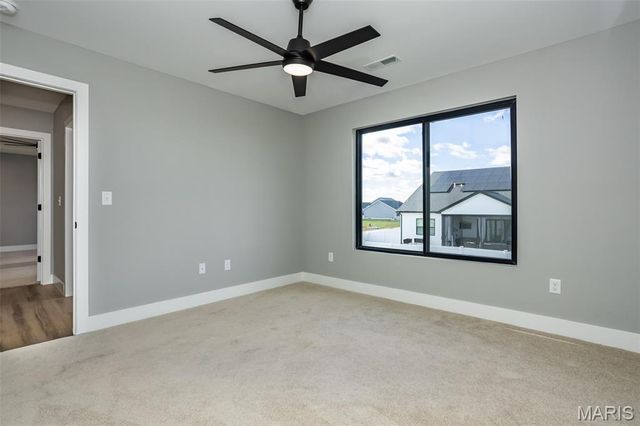 7123 Savannah Drive, Glen Carbon, IL 62034