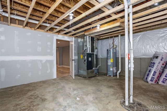 7123 Savannah Drive, Glen Carbon, IL 62034