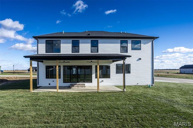 7123 Savannah Drive, Glen Carbon, IL 62034