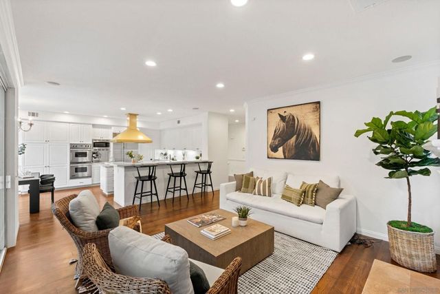 4727 Plummer Ct, San Diego, CA 92130