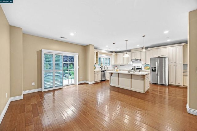 161 Valle Vista Dr, Danville, CA 94526