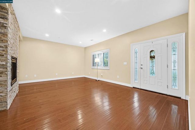 161 Valle Vista Dr, Danville, CA 94526