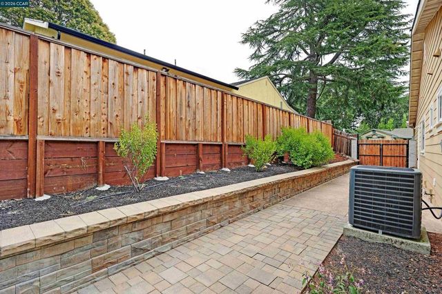 161 Valle Vista Dr, Danville, CA 94526
