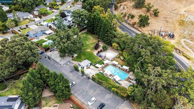 161 Valle Vista Dr, Danville, CA 94526