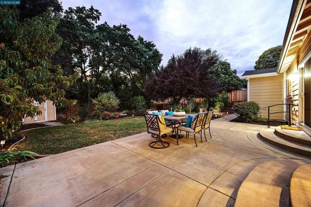 161 Valle Vista Dr, Danville, CA 94526