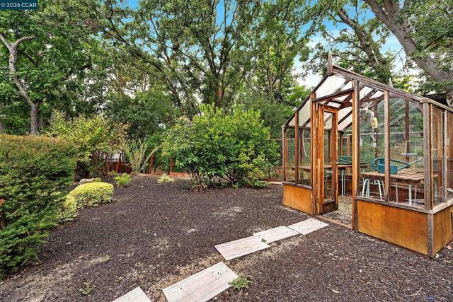 161 Valle Vista Dr, Danville, CA 94526