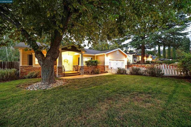 161 Valle Vista Dr, Danville, CA 94526