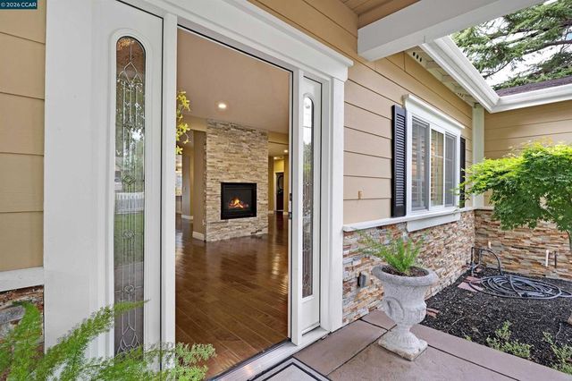 161 Valle Vista Dr, Danville, CA 94526