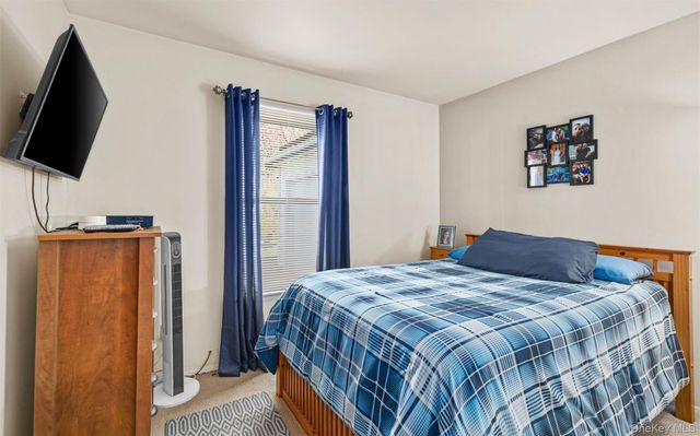 20 Beacon Street, Shirley, NY 11967