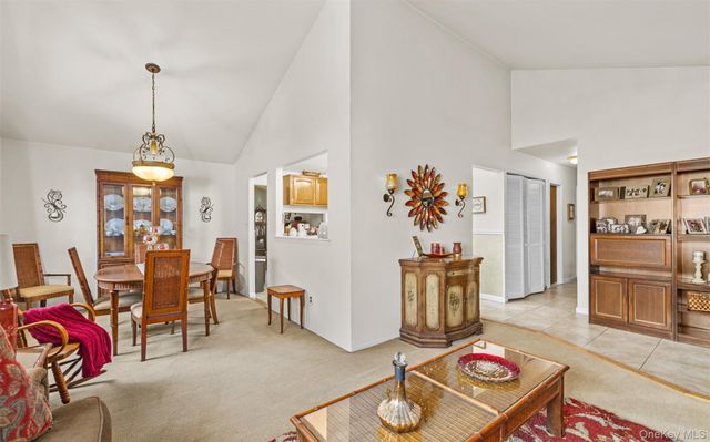 20 Beacon Street, Shirley, NY 11967