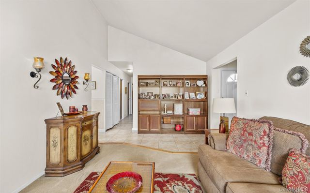 20 Beacon Street, Shirley, NY 11967